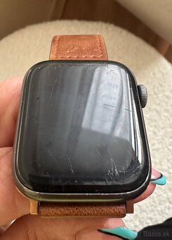 Apple Watch SE 44mm - 3