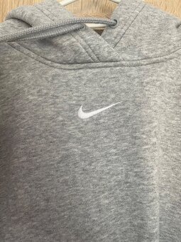 Sivá Nike mikina s kapucňou - 3