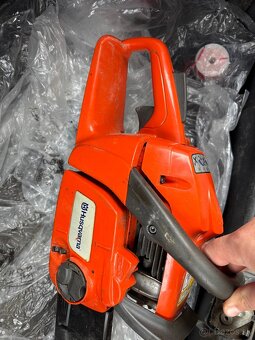 Motorova pila Husqvarna 235 - 3