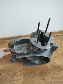 Predám párové kartery motora na jawa 250/353 kývačka - 3