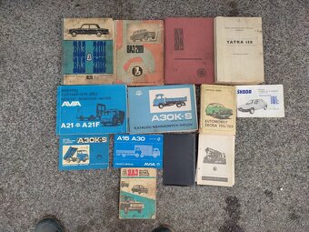 Staré knihy, kalendáre, náboženské casopisy - 3