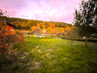 Nádherný stavebný pozemok pod lesom- Broskyňova ul. v PO (F - 3