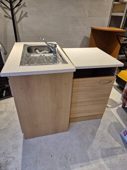 Kuchynska linka+chladnicka - 3