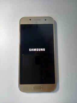 Samsung Galaxy A3 2017 Gold. - 3