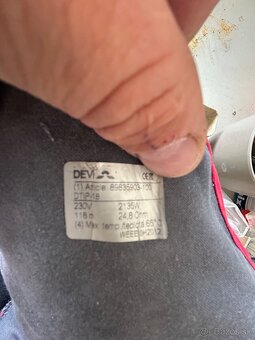 Vykurovací kábel DEVIflex 18T - 3