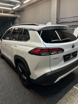Toyota Corolla Cross 2,0 STYLE - 3