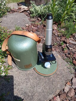 Retro starý mikroskop Meopta - 3