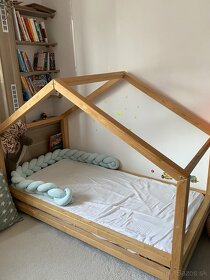 Domčeková posteľ benlemi s bočnicou a matracom 90x180 - 3