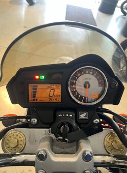Honda CB 600 F Hornet 2006 - 3