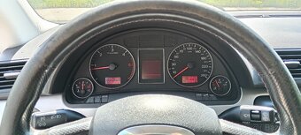 Audi A4 B7 2.5TDI S-line - 3