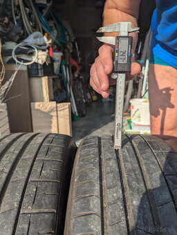 Pirelli p zero 235 35 19 - 3