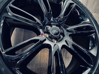 Originál zimní kolesa Range Rover Velar R22 - 3