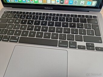 MacBook Air 2020 13" Intel i7 16 GB RAM 256 GB SSD - 3