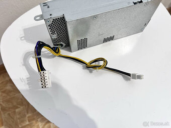 Predám použitý zdroj do počítača Acer Veriton X6630G 220W. - 3