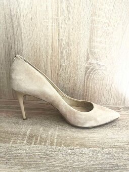 Predám dámske lodičky GUESS - 3