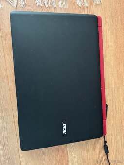 Acer aspire ES 17 - 3