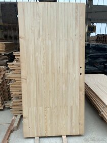 Palubkové, latkové drevené dvere s izolačnou výplňou - 3