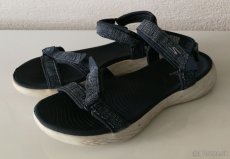 SKECHERS on The GO 600 Pôvodná cena: 59,90Eur Sandále - 3