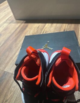 NIKE JORDAN 2 TREY - 3