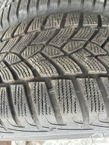 Pneumatiky 225/60R16 s diskami - 3