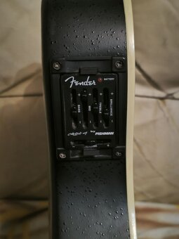 predám Fender Telecoustic - 3