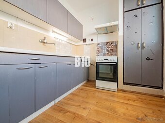 BOŠANY - 3 izbový byt s balkónom PREDAJ - 3