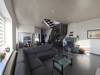 Nadštadartný 5-izbový mezonet s balkónom v Spišskej Belej - 3