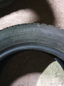 Zimné pneumatiky Dunlop 205/55 R16 94H - 3