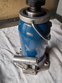 Hydraulický hever do 12ton - 3