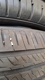 Predám 2ks pekné letné 175/65r15-84T Barum - 3