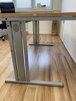 Kancelarsky stôl - 3