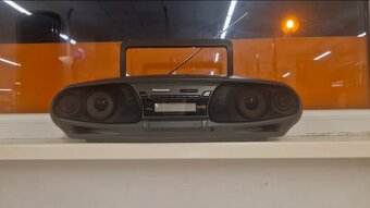 3D výkoné dizajnové rádio PANASONIC RX cobra - 3