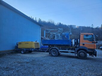 Vrtanie studni,čistenie airliftom. - 3