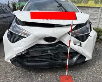 Predám havarovanú Toyota Aygo 999cm 53 kW tok 7/2020 - 3