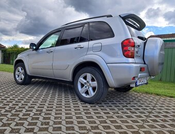 Toyota rav4 2.0 D-4D 85kw - 3