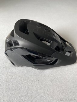Cyklistická prilba FOX Speedframe Pro čierna - 3