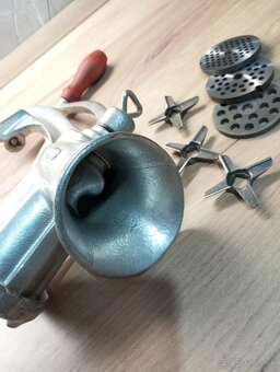 Mlynček na mäso - 3