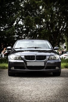 Bmw e91 330d A/T - 3