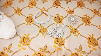 Predám svadobné šaty - 3