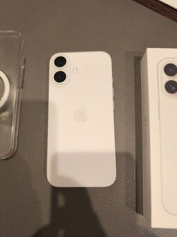 Iphone 16 128 GB - 3