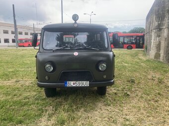 UAZ 452A - Buchanka - 3