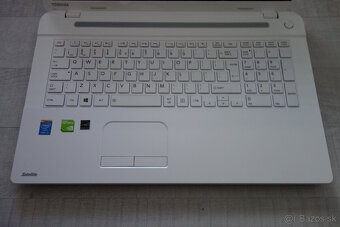 TOSHIBA Satellite C75A - 3