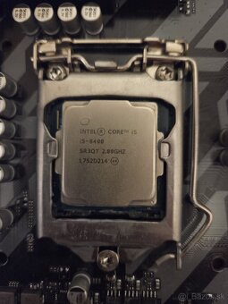 Gigabyte Z370 HD3 + Intel core i5 8400 - 3