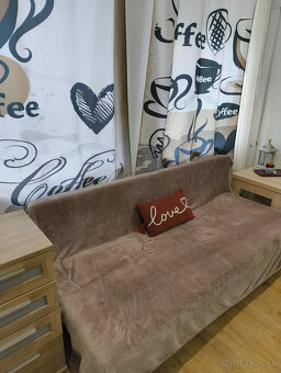 Prenajmeme 1- izb. byt v centre Nitry - pri parku - 3