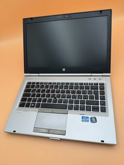 Notebook HP EliteBook 8460p i5 / 4GB RAM / 320GB HDD / WIN 7 - 3