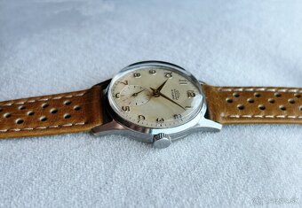 Československé mechanické vintage retro hodinky PRIM 50. Typ - 3
