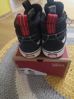 Zimné topánky Vans 38,5 - 3