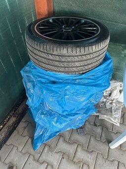 Disky Keksin Borbet RE black glossy 18 + pneumatiky Pirelli - 3