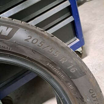 Michelin 205/55R16 - 3