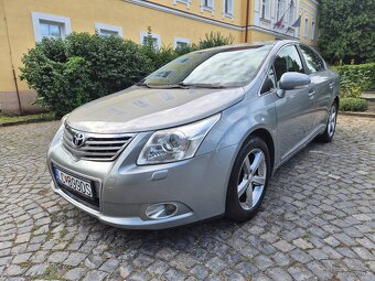 Toyota Avensis 2.0 D-4D Exclusive - 3